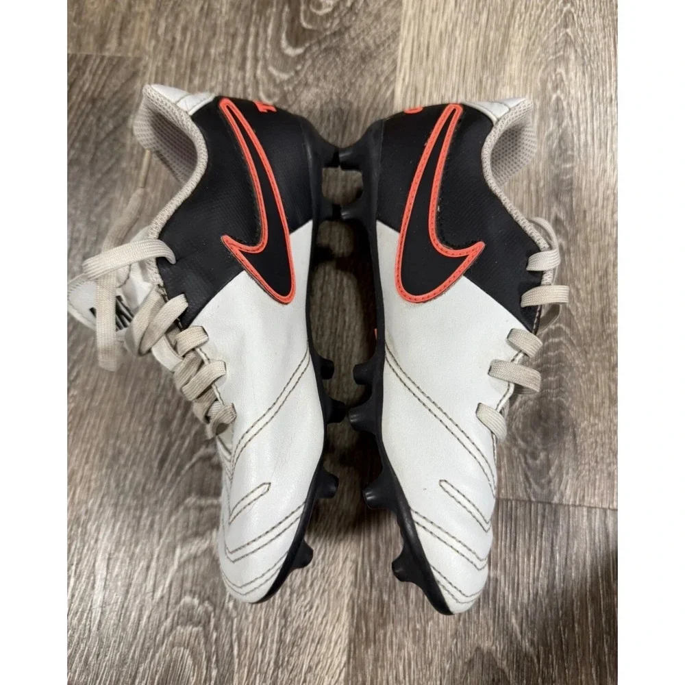 Nike‎ Tiempo Rio III FG-R Youth Soccer Cleats White Black Crimson 1Y